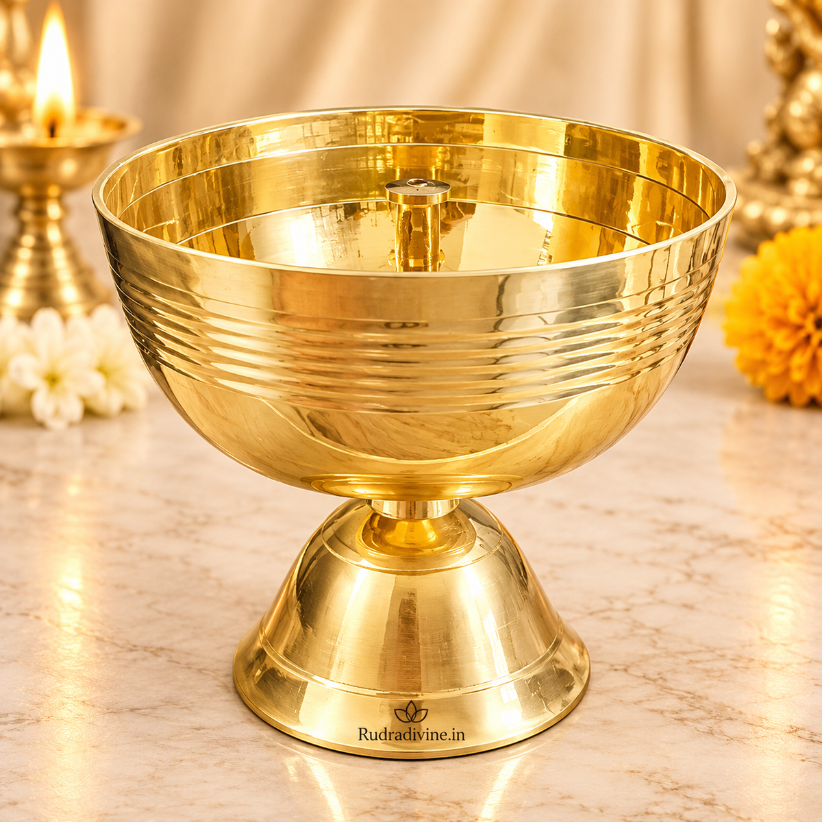 Akhand Jyot Brass Diya weighing 520GM for puja, temple worship, daily prayer and aarti, featuring a traditional brass design by Rudradivine.